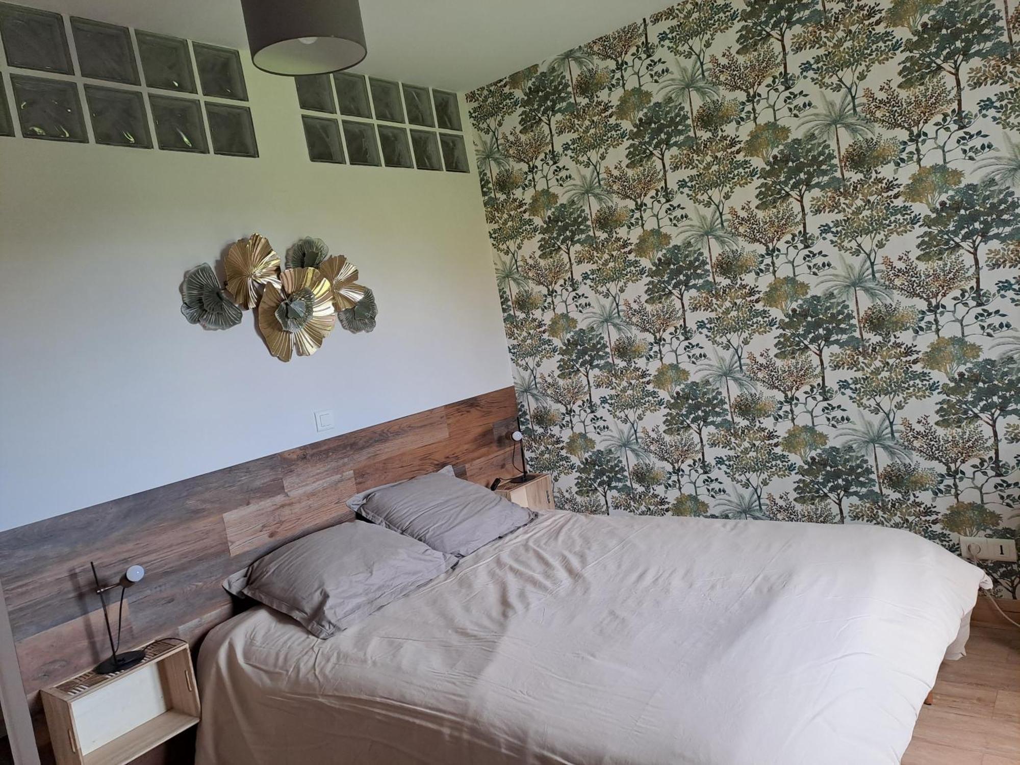 L'Ile Verte Chambre Avec Salle De Bain Privee Champagnac  ภายนอก รูปภาพ
